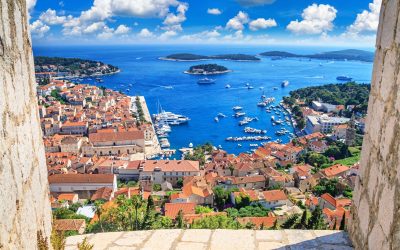 Vodič kroz stambene kredite za kupnju vila na Hvaru